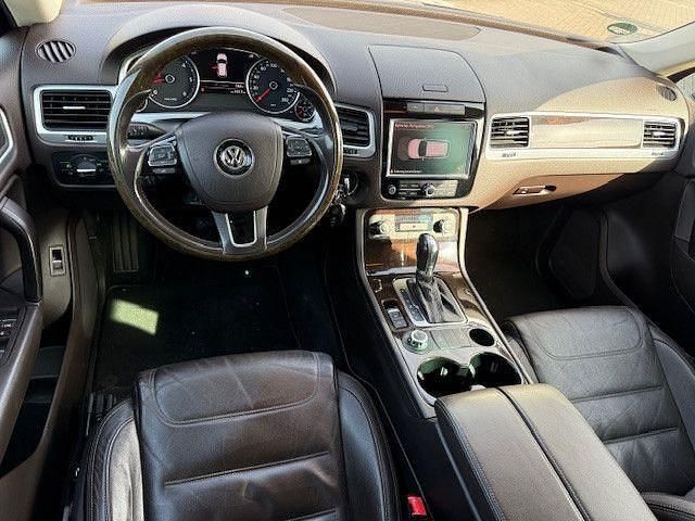 Gebraucht VW Touareg 245 PS (180 kW) 2011 Braun SUV