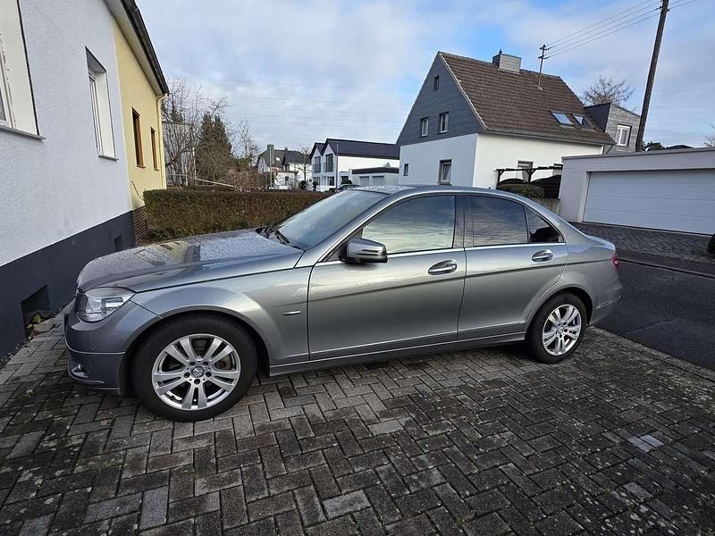Gebraucht Mercedes C200 184 PS (135 kW) 2008 Grau Limousine