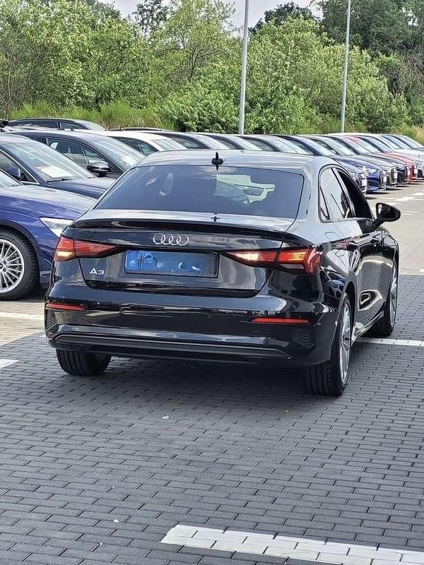 Gebraucht Audi A3 150 PS (110 kW) 2022 Schwarz Limousine