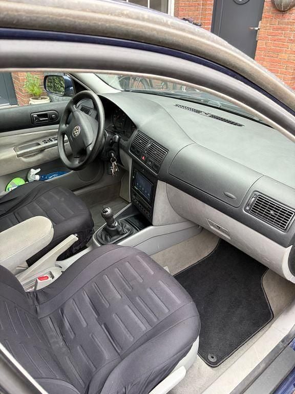 Gebraucht VW Golf III Basis 75 PS (55 kW) 1999 Blau Limousine