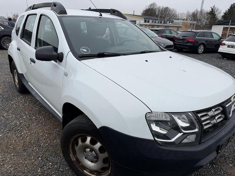 Gebraucht Dacia Duster Ambiance 90 PS (66 kW) 2016 Weiß SUV