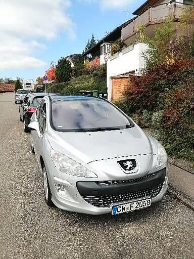 Silber Gebraucht 2010 Peugeot 308 Premium Limousine | 2.500 € (Fairer Preis) - Bild 1/4