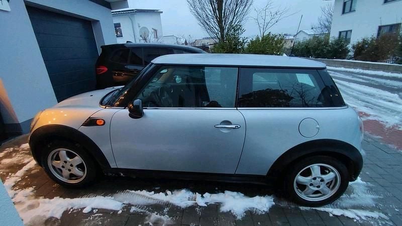 Gebraucht Mini ONE 95 PS (69 kW) 2009 Silber Kleinwagen