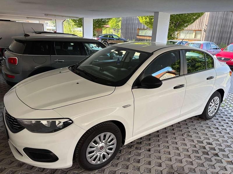 Weiß Gebraucht 2019 Fiat Tipo Limousine | 11.800 € (Etwas zu teuer) - Bild 1/3
