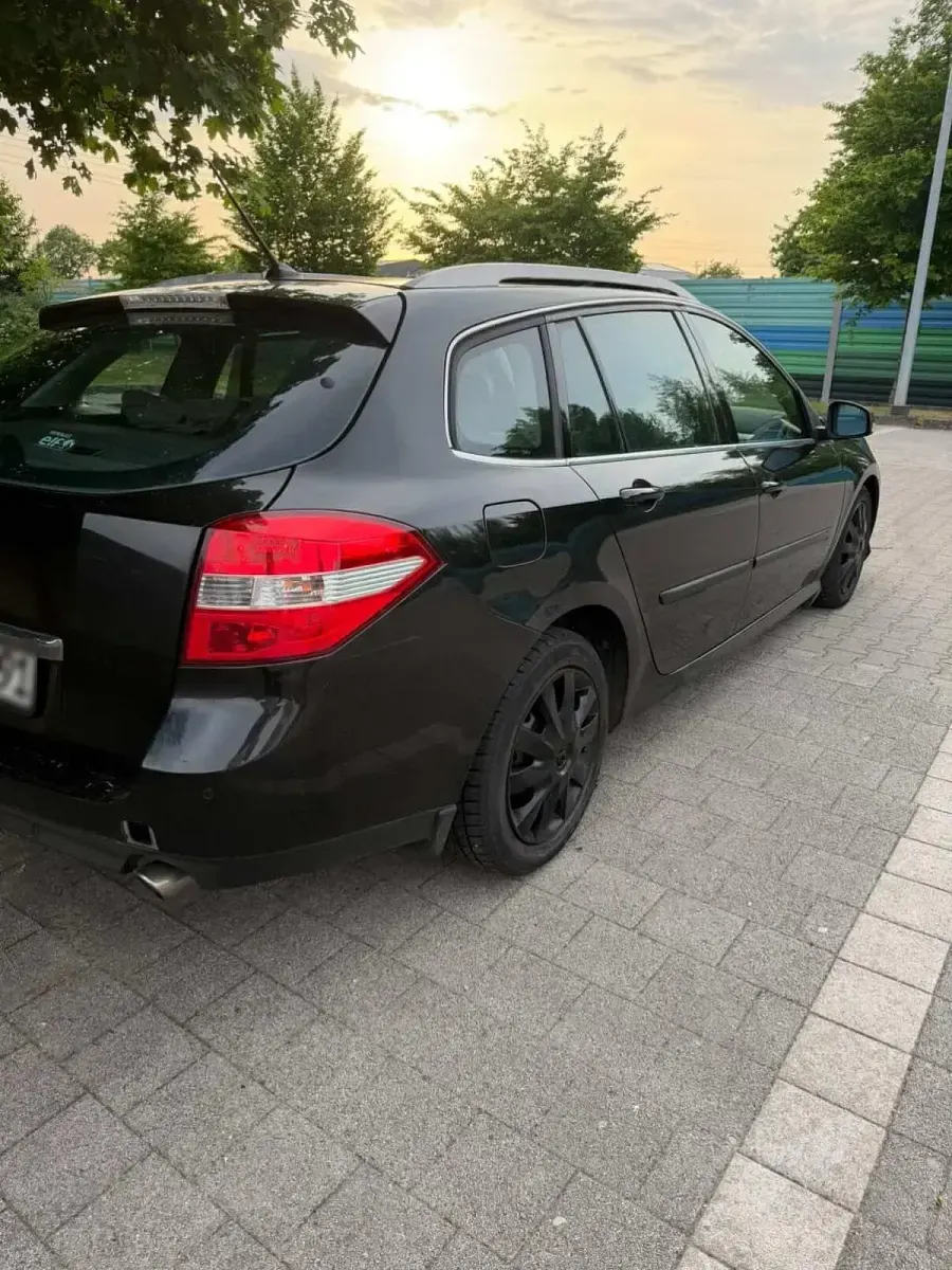 Gebraucht Renault Laguna III 150 PS (110 kW) 2008 Kombi