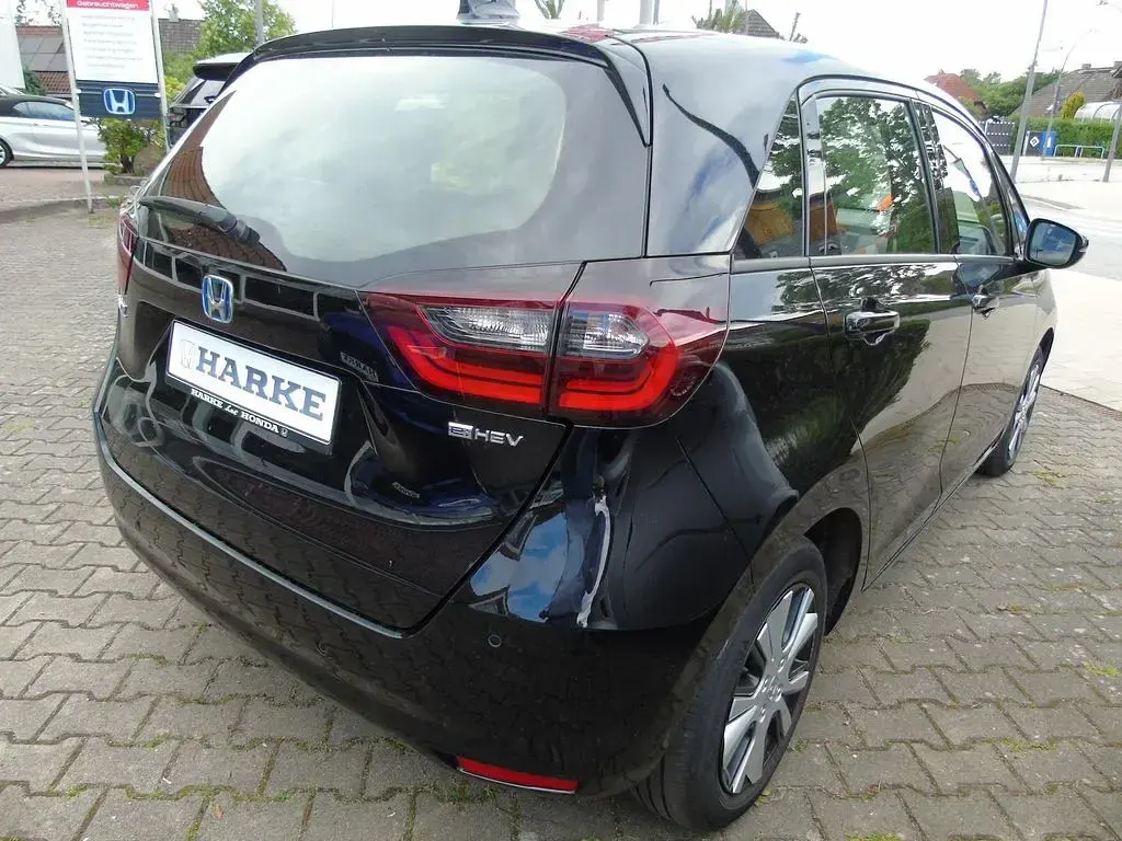 Gebraucht Honda Jazz Elegance 98 PS (72 kW) 2023 Crystal black pearl (metallic) Kleinwagen