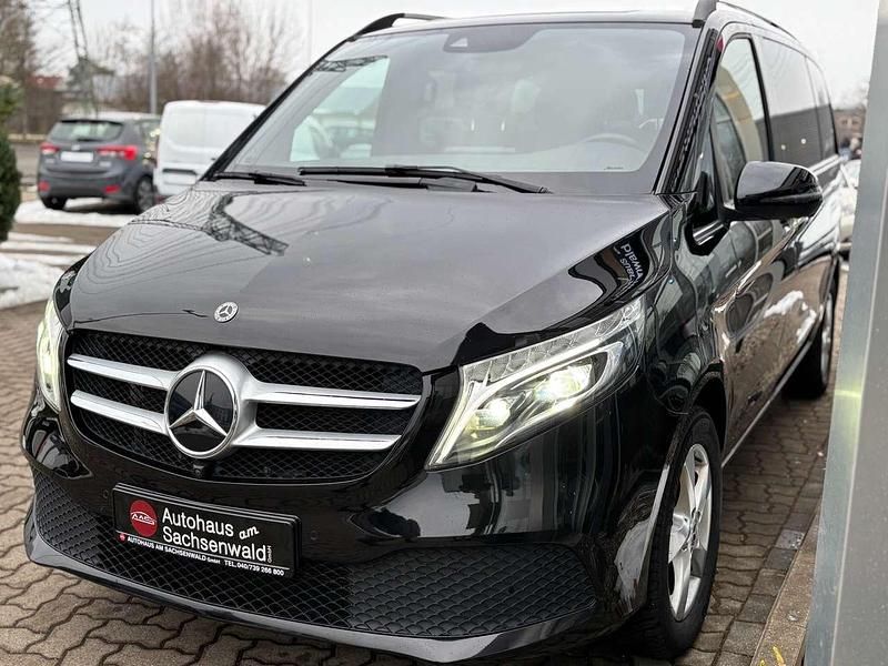 Gebraucht Mercedes V250 Avantgarde Edition 190 PS (139 kW) 2021 Obsidianschwarz metallic Van / Kleinbus