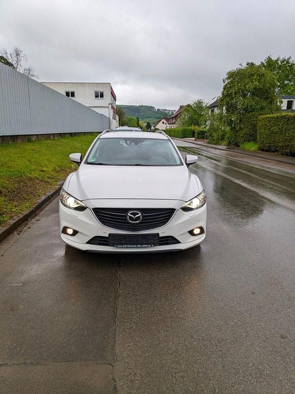Weiß Gebraucht 2013 Mazda 6 Sports-Line Kombi | 6.000 € (Fairer Preis) - Bild 1/4