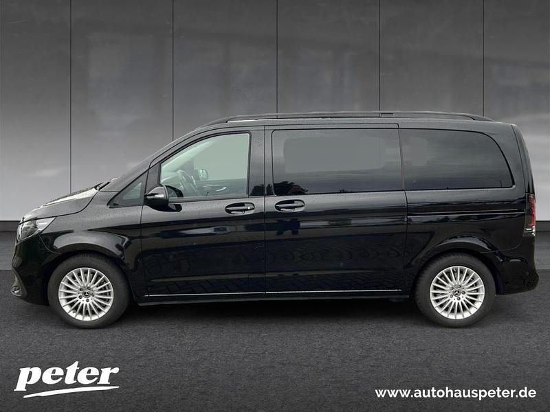 Gebraucht Mercedes V220 Style 163 PS (119 kW) 2025 Obsidianschwarz metallic Van / Kleinbus