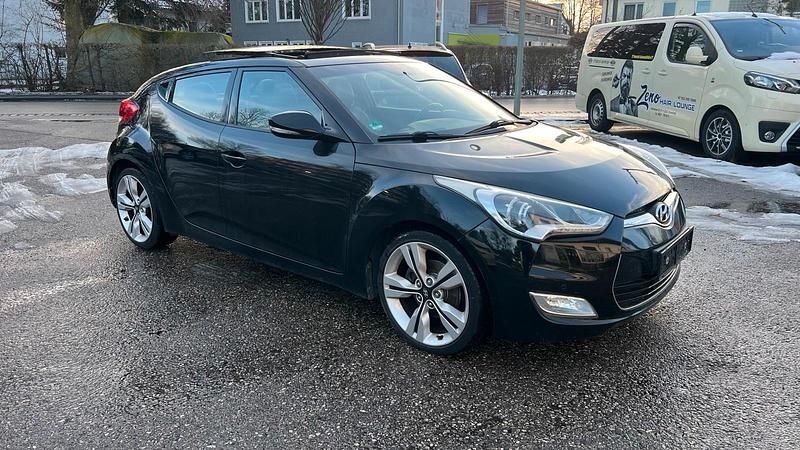 Gebraucht Hyundai Veloster 140 PS (102 kW) 2011 Schwarz Kleinwagen