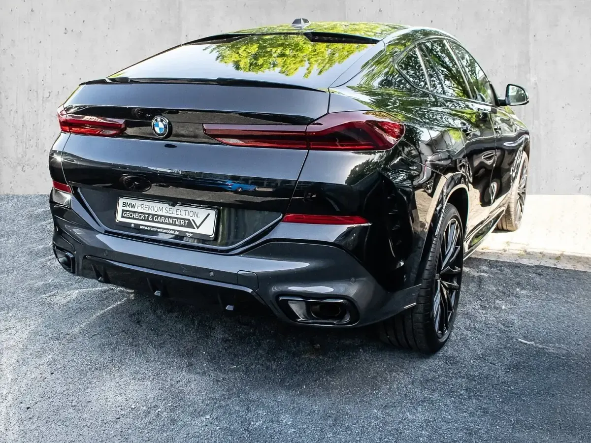 Gebraucht BMW X6 M Sport 352 PS (258 kW) 2024 Schwarz SUV