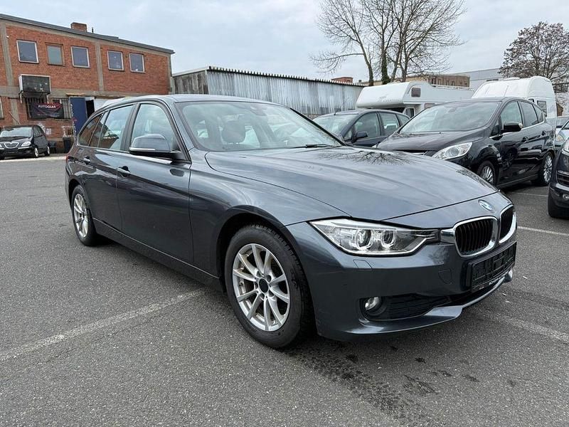 Gebraucht BMW 320 184 PS (135 kW) 2014 Grau Kombi