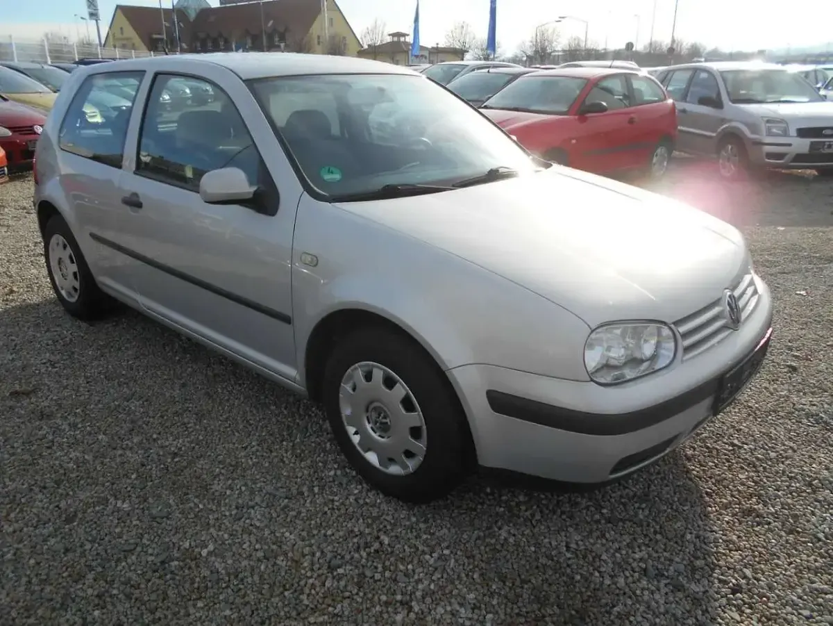 Gebraucht VW Golf III 75 PS (55 kW) 1999 Silber Limousine