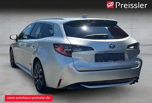 Gebraucht Toyota Corolla Lounge 180 PS (132 kW) 2020 Silber Kombi