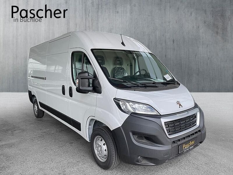Gebraucht Peugeot Boxer 140 PS (102 kW) 2022 Weiß Van