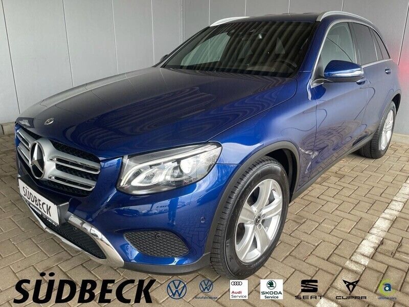 Blau Gebraucht 2017 Mercedes GLC250 Exclusive SUV | 31.990 € (Teuer) - Bild 1/4