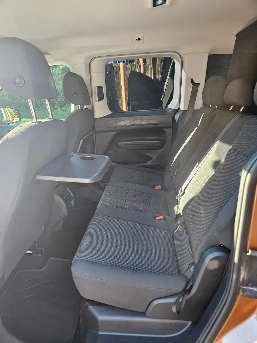 Gebraucht VW Caddy Family 122 PS (89 kW) 2022 Orange Van / Kleinbus