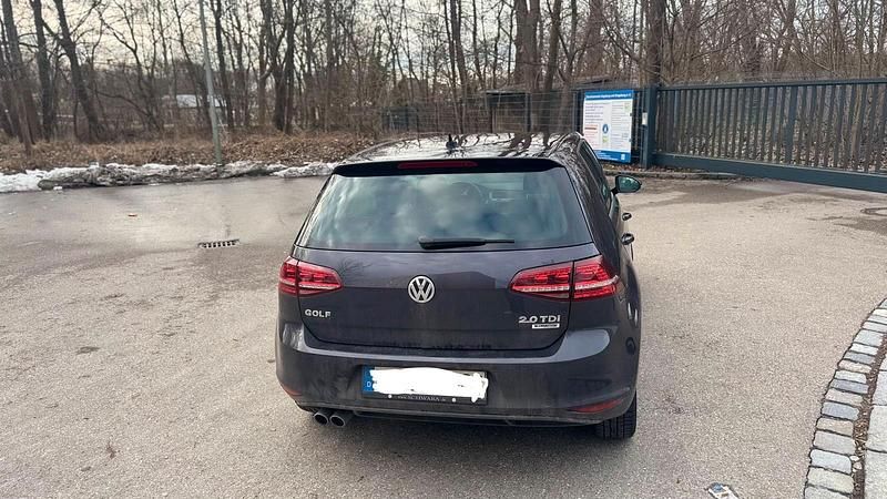 Gebraucht VW Golf VII LOUNGE 150 PS (110 kW) 2015 Violet Kleinwagen