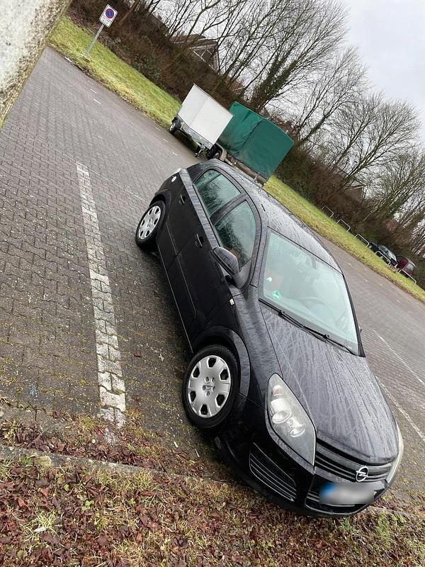 Gebraucht Opel Astra 100 PS (73 kW) 2005 Schwarz Kleinwagen