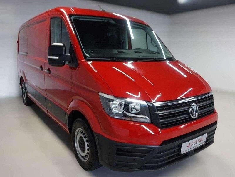 Gebraucht VW Crafter 102 PS (75 kW) 2018 Kirschrot Van
