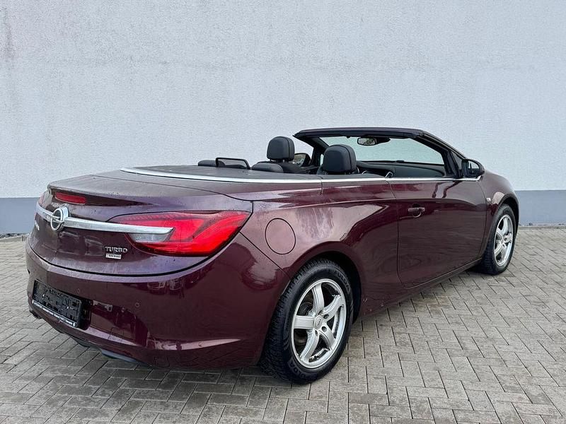 Gebraucht Opel Cascada Innovation 170 PS (125 kW) 2014 Rot Cabrio