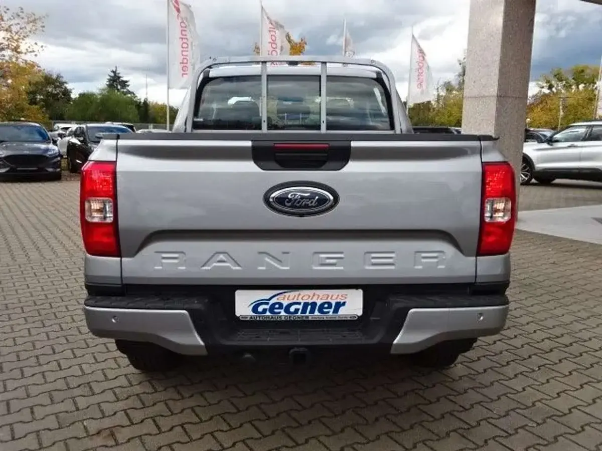Neu Ford Ranger XLT 170 PS (125 kW) 2025 Iconic silver metallic Pickup