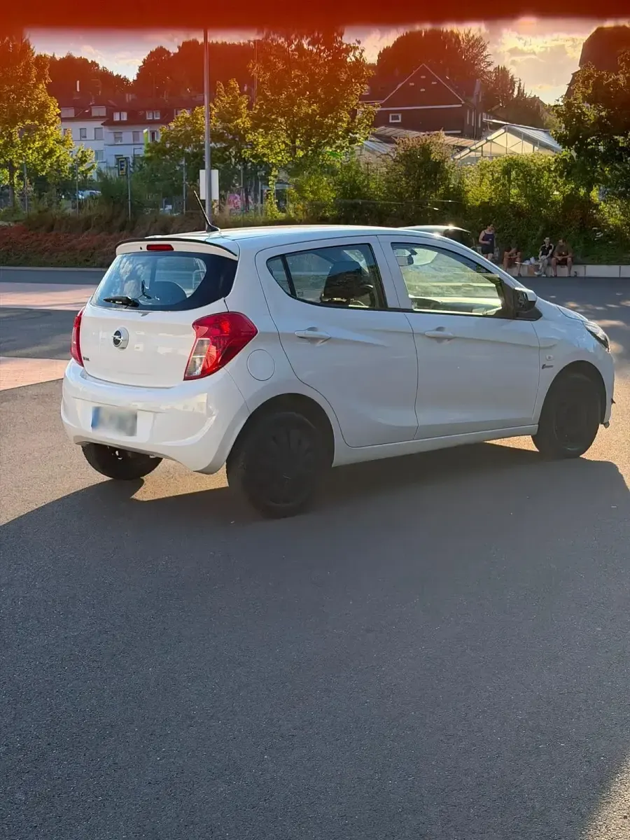 Gebraucht Opel Karl 73 PS (53 kW) 2016 Weiß Kleinwagen