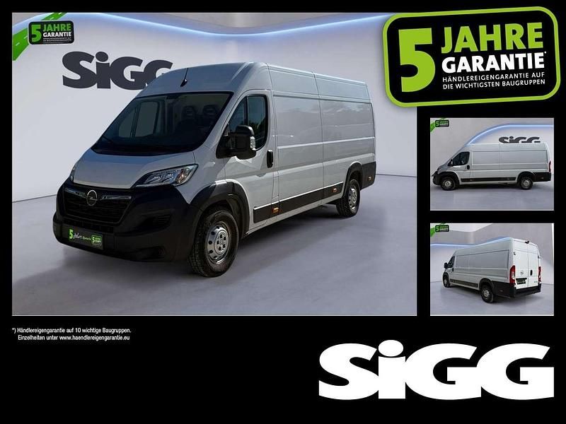 Gebraucht Opel Movano 140 PS (102 kW) 2023 Eisweiss Van / Kleinbus