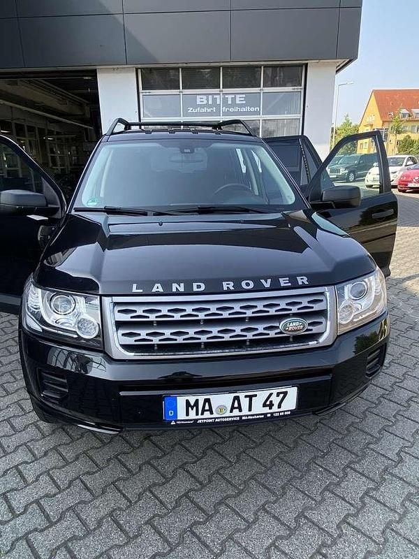 Schwarz Gebraucht 2014 Land Rover Freelander 2 S SUV | 11.000 € (Fairer Preis) - Bild 1/4