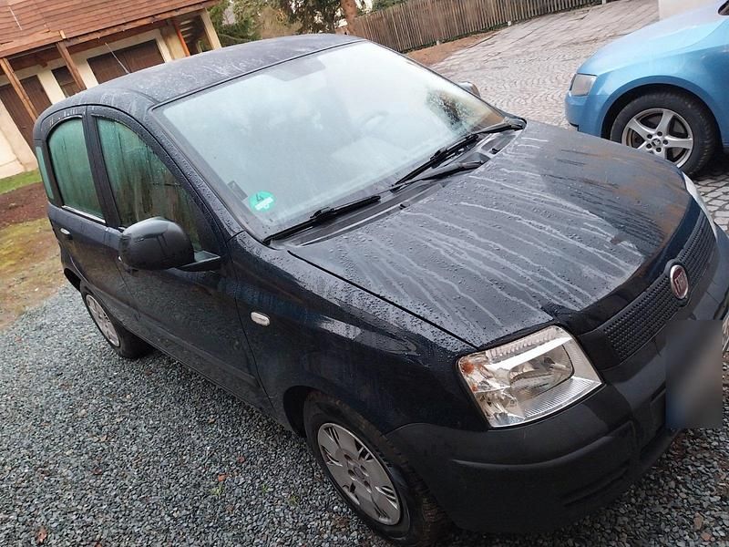 Gebraucht Fiat Panda 54 PS (39 kW) 2010 Schwarz Kleinwagen