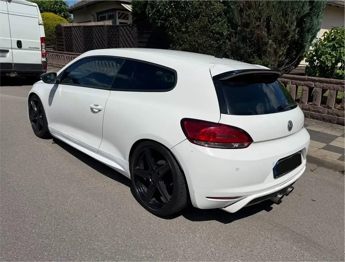 Gebraucht VW Scirocco R-line 170 PS (125 kW) 2009 Weiß Coupé