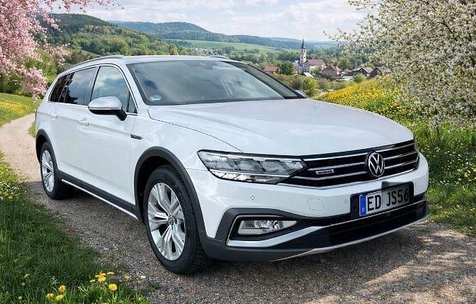 Gebraucht VW Passat Alltrack 200 PS (147 kW) 2022 Weiß Kombi