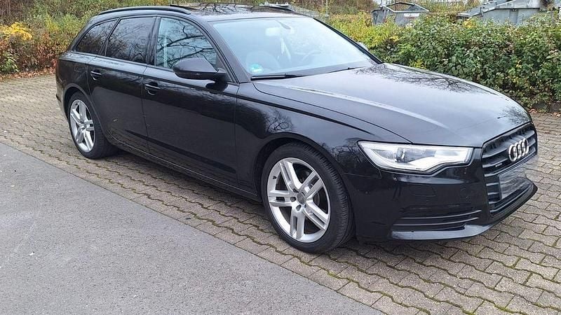 Gebraucht Audi A6 Ambiente 204 PS (150 kW) 2013 Schwarz Kombi