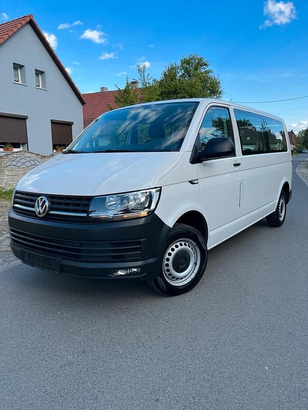 Weiß Gebraucht 2018 VW T6 Van | 14.500 € (Guter Preis) - Bild 1/4