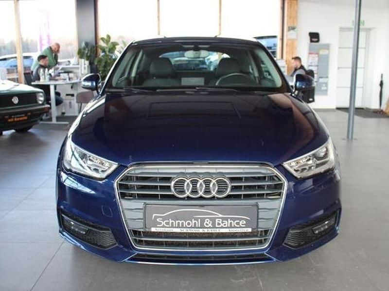 Second-hand Audi A1 95 CP (69 kW) 2017 Albastru Hatchback