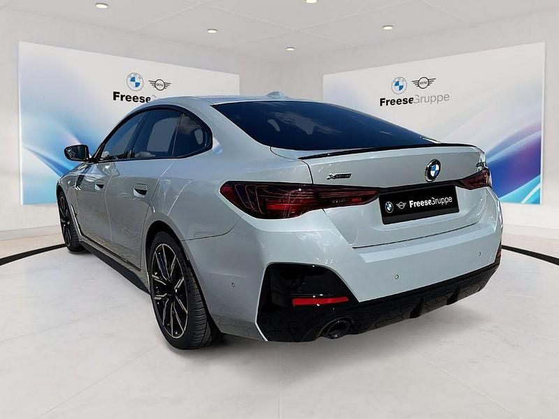 Gebraucht BMW 430 Performance 286 PS (210 kW) 2025 M brooklyn grau metallic Coupé