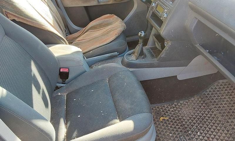 Gebraucht VW Caddy Life 102 PS (75 kW) 2010 Van / Kleinbus