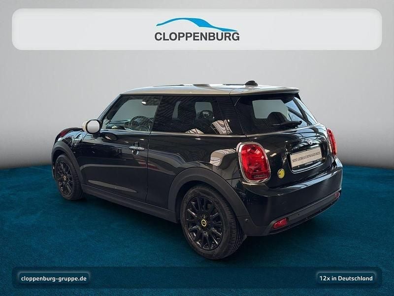 Gebraucht Mini Cooper SE Classic 135 kW (184 PS) 2022 Schwarz Kleinwagen