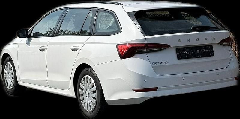 Gebraucht Skoda Octavia Active 116 PS (85 kW) 2021 Weiß Kombi