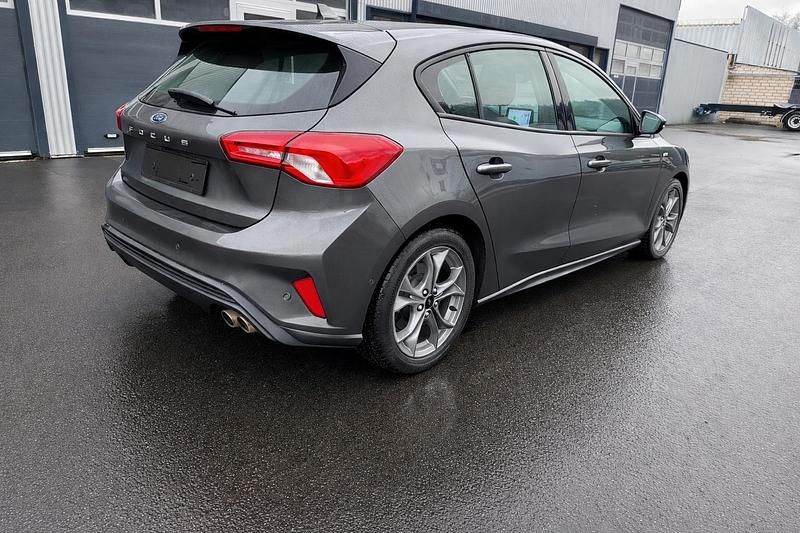 Gebraucht Ford Focus ST-Line 150 PS (110 kW) 2019 Grau Limousine