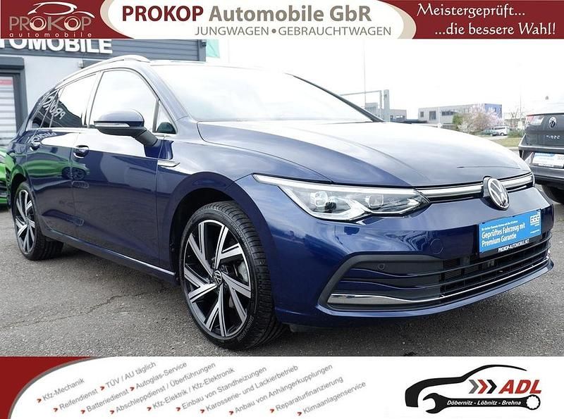 Gebraucht VW Golf VIII Style 150 PS (110 kW) 2021 Blau Kombi