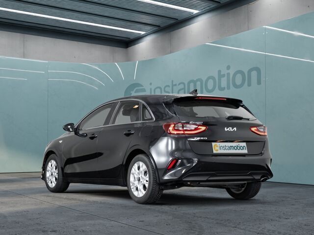 Gebraucht Kia Ceed Vision 160 PS (117 kW) 2023 Schwarz Kleinwagen