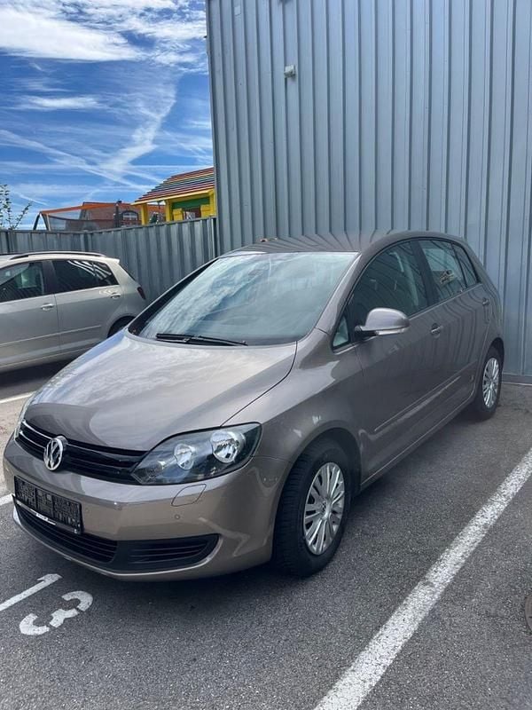 Gebraucht VW Golf VI Trendline 86 PS (63 kW) 2011 Braun Kleinwagen