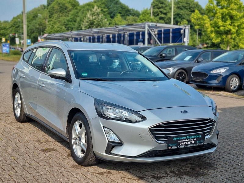 Gebraucht Ford Focus Cool & Connect 125 PS (91 kW) 2022 Silber Kombi