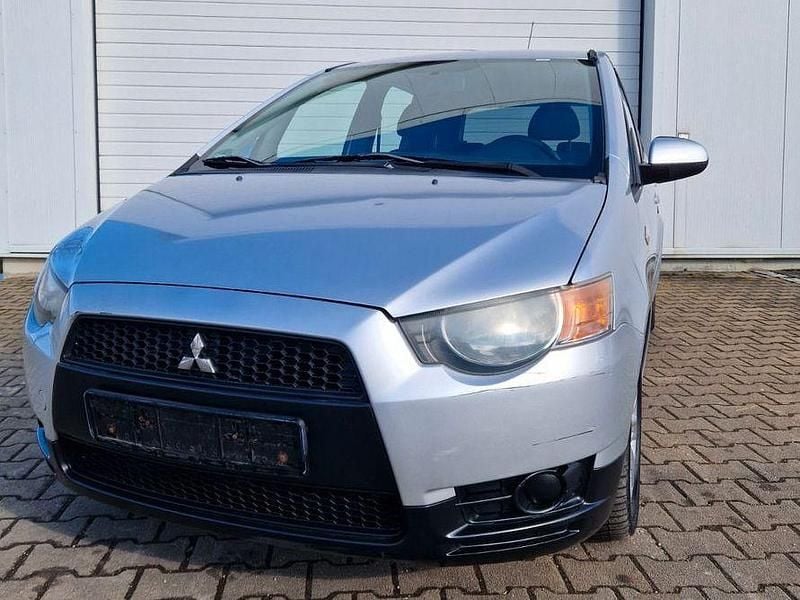Silber Gebraucht 2009 Mitsubishi Colt Invite Limousine | 2.349 € (Guter Preis) - Bild 1/4