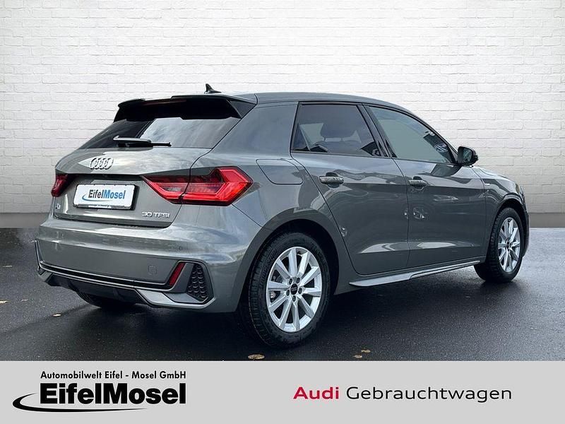 Neu Audi A1 Sportback S-Line 116 PS (85 kW) 2025 Grau Kleinwagen