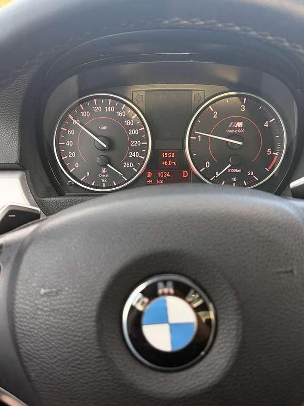 Używany BMW 330 Basis 245 KM (180 kW) 2010 Czarny Sedan/Limuzyna
