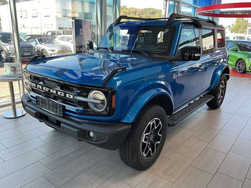 Gebraucht Ford Bronco Outer Banks 334 PS (245 kW) 2023 Velocity blue metallic blau SUV