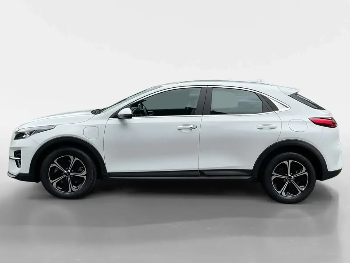 Gebraucht Kia XCeed Spirit 141 PS (103 kW) 2022 Weiß SUV
