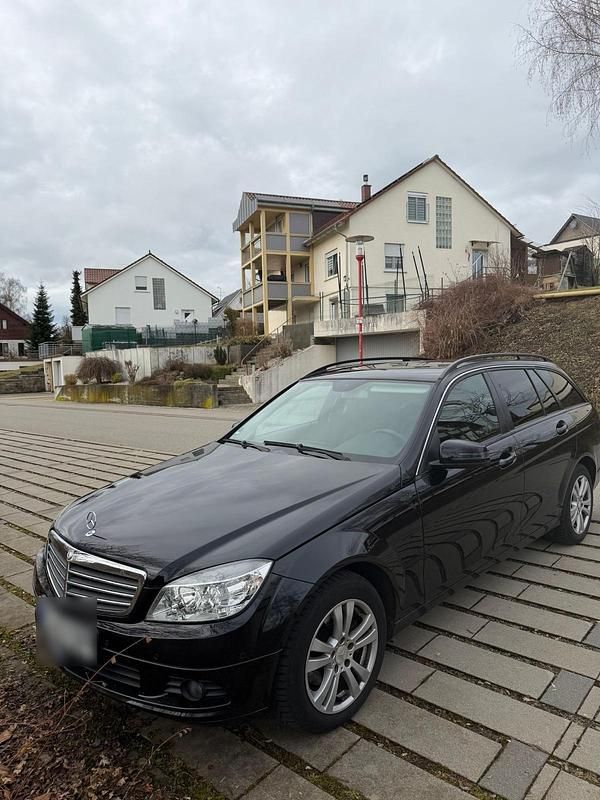 Gebraucht Mercedes C200 183 PS (134 kW) 2010 Schwarz Kombi